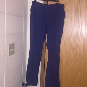 Cherokee Scrub top and bottoms